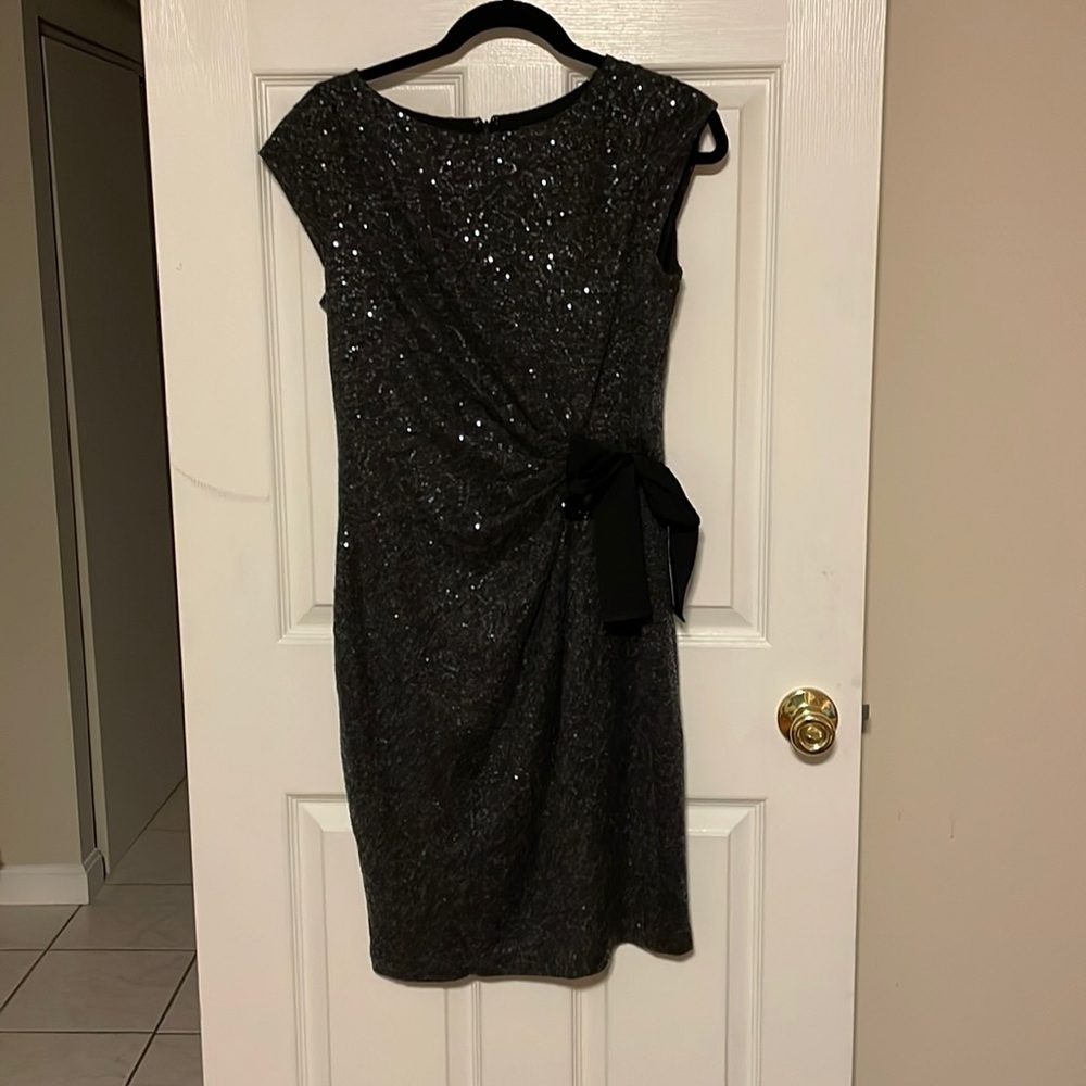 The Limited grey sleeveless holiday dress size small